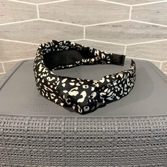 3/$15 NWOT black and white leopard headband - Picture 1 of 2